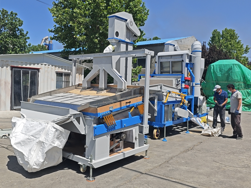 customer come to check his sesame cleaning machines customer come to check his sesame cleaning machines