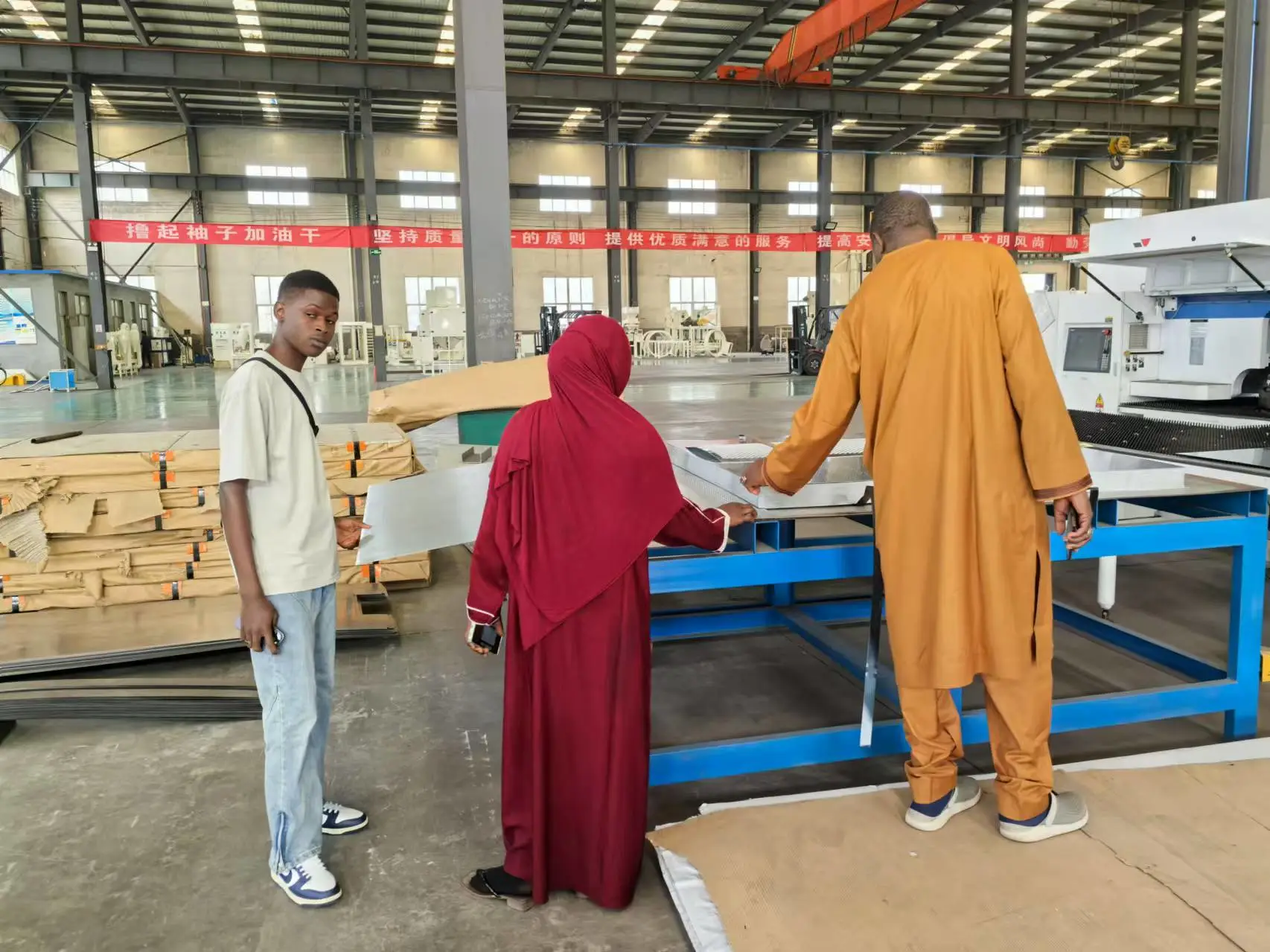 Beibu Machinery-Receiving visiting customers