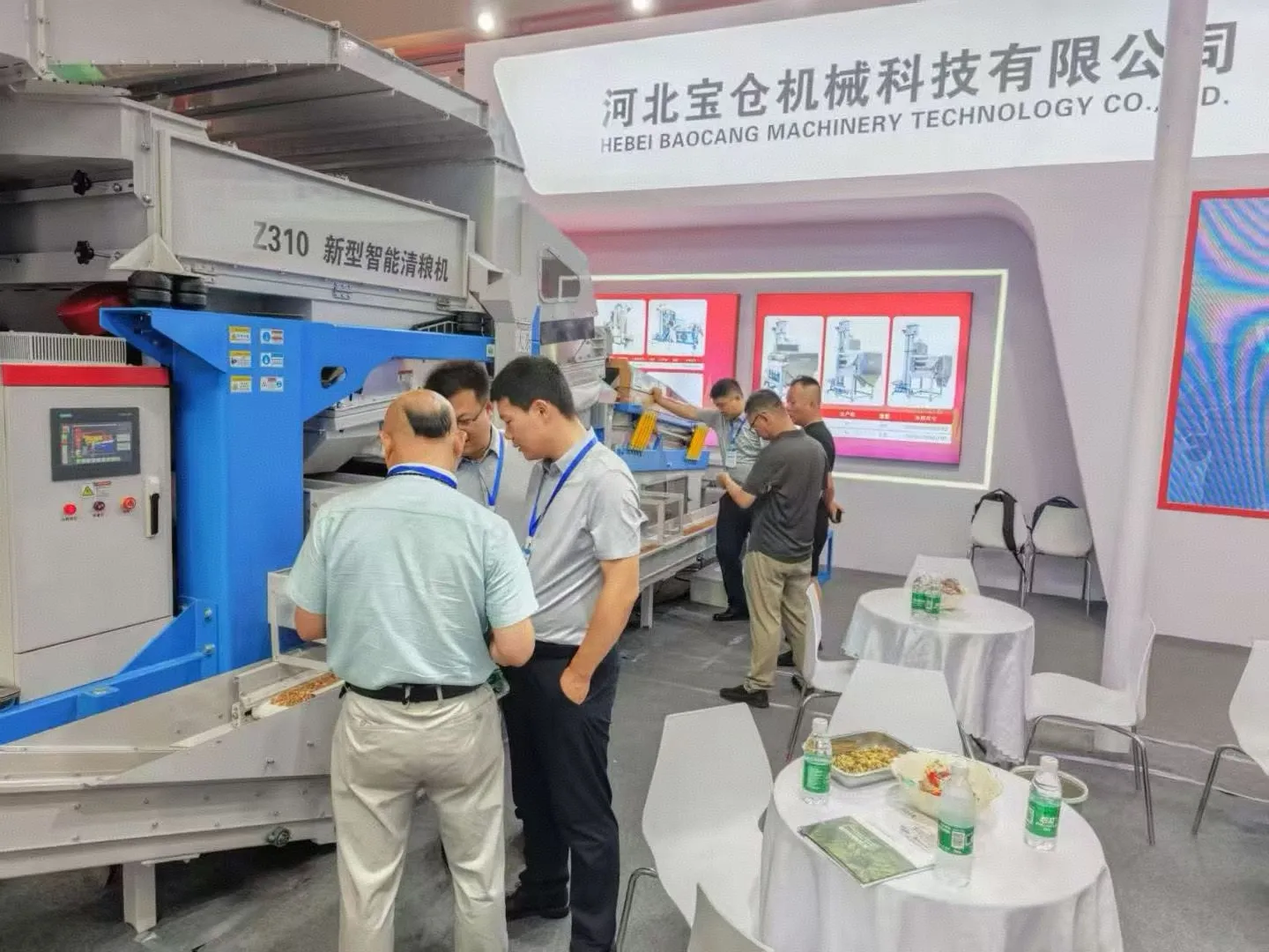 Beibu Machinery shines at the 2025 China Peanut Expo, innovative equipment ignites the whole venue, and harvests fruitful results! Beibu Machinery shines at the 2025 China Peanut Expo, innovative equipment ignites the whole venue, and harvests fruitful results!